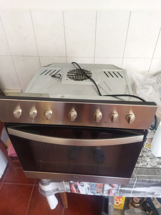 Forno elétrico Teka