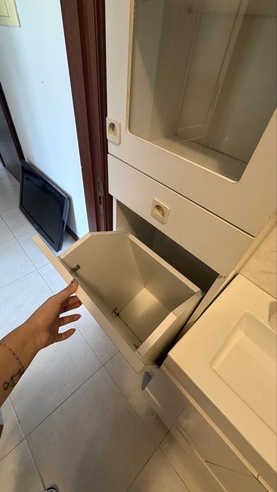 Armário casa de banho - preço negociável