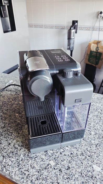 Nespresso lattissima touch Máquina café