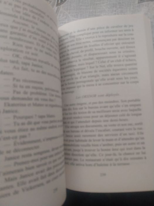 C' arrivé la nuit. Portes incluídos