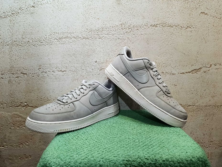 Męskie sneakersy NIKE AIR FORCE 1'07 PREMIUM r.42 skóra s.bardzo dobry