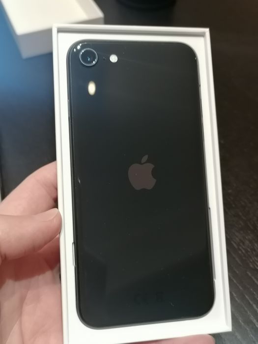 iPhone SE 256 GB, Lightly Used64739777956994121