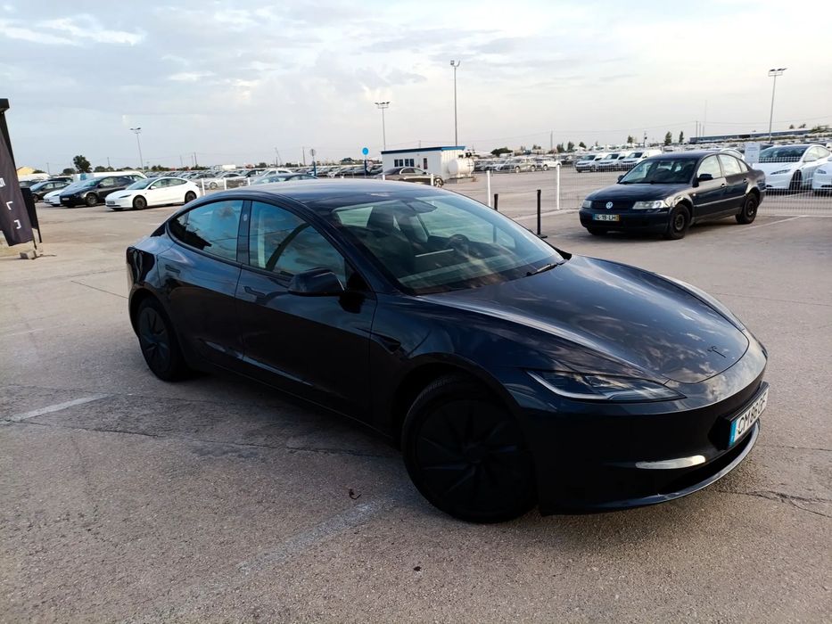 Tesla Model 3 Tração Traseira