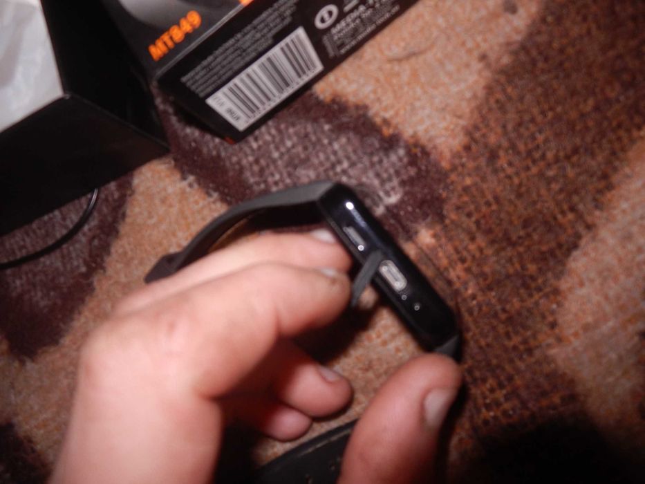 Wyprzedaż ->MEDIA-TECH SMARTWATCH MT849 CZARNY opis uszkodzony