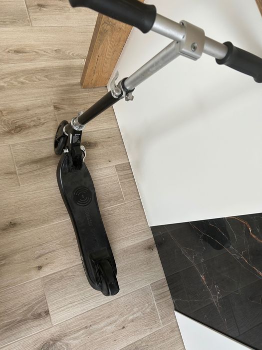 Hulajnoga elektryczna dziecięca