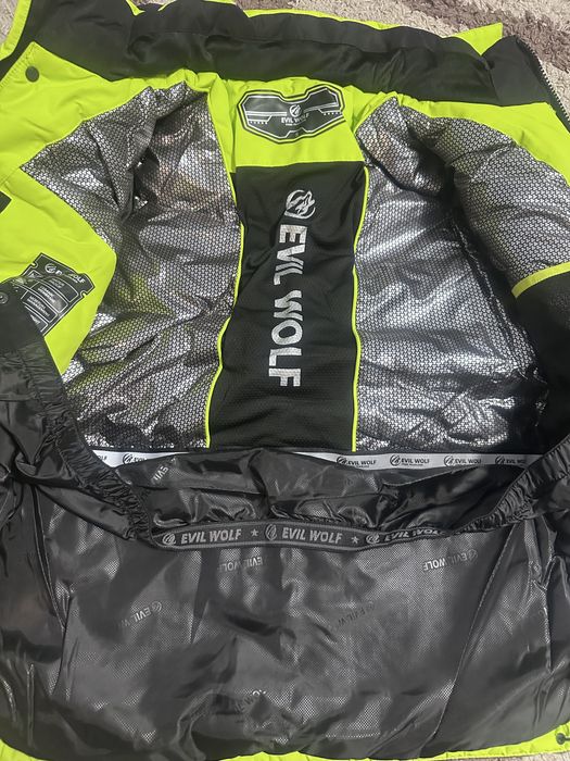 Чоловіча утеплена куртка для лиж