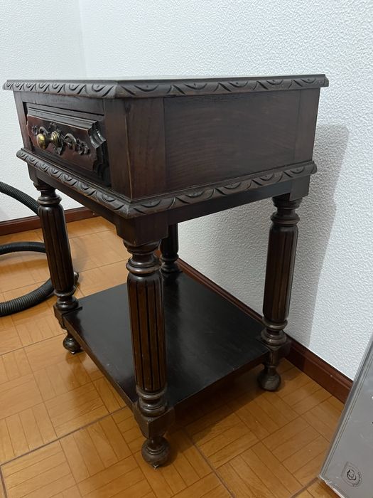 Mesinhas de cabeçeira