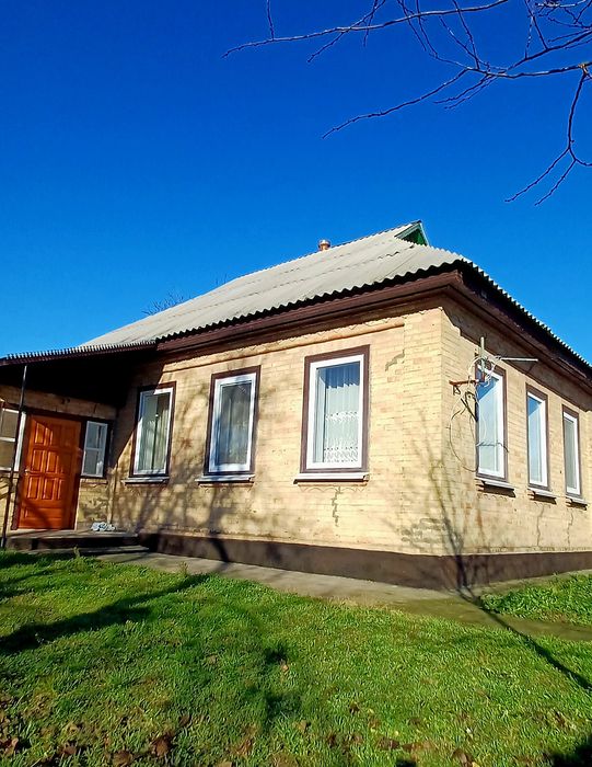 Будинок газифікований з виходом до річки с. Степанки