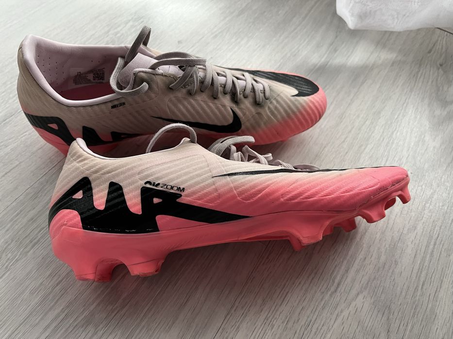 Korki buty piłkarskie nike mercurial rozmiar 40.5