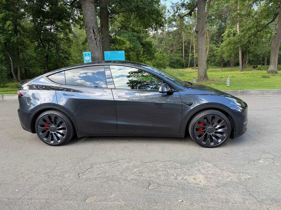Tesla Model Y 2024 VIN 7SAYGDEF6RA291217 фото оголошення 4 з 24