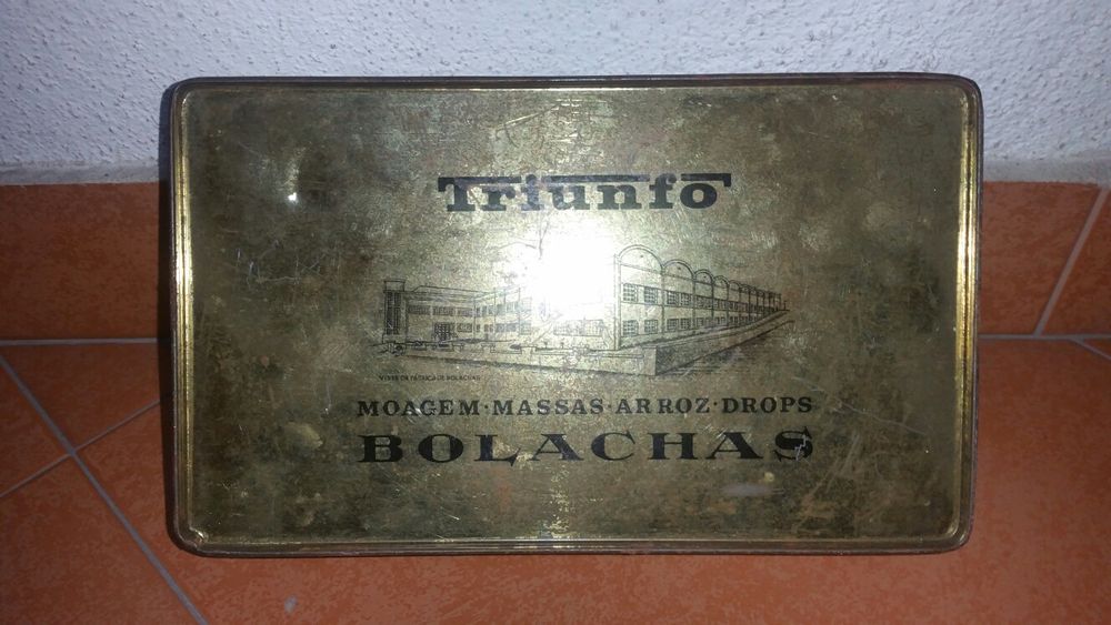 Lata antiga TRIUNFO