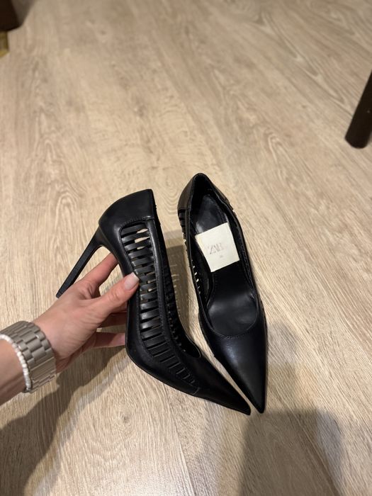 Лодочки Zara 38-й размер