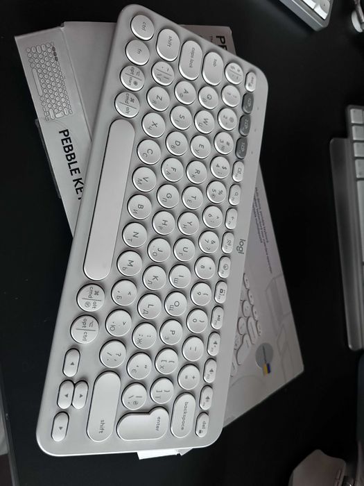 Logitech k380s pebble keys 2