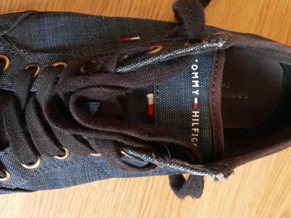 Trampki tenisówki męskie Tommy Hilfiger roz 43 wkł 27,5