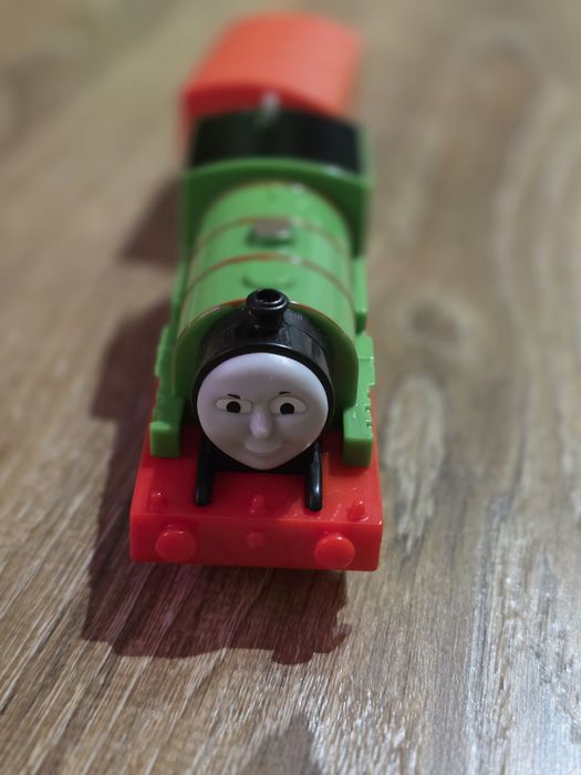 Lokomotywa z napędem Tomek I przyjaciele Fisher price