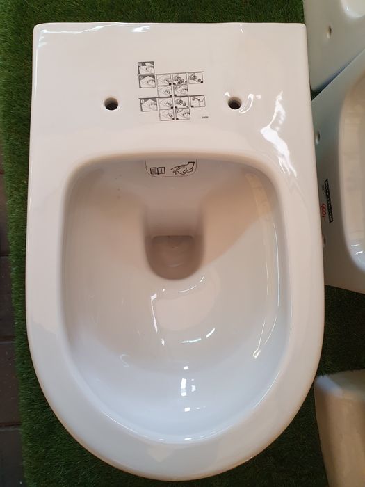 Miska WC wisząca Vitra Sento RIM-EX bezrantowa 37x54cm bez deski