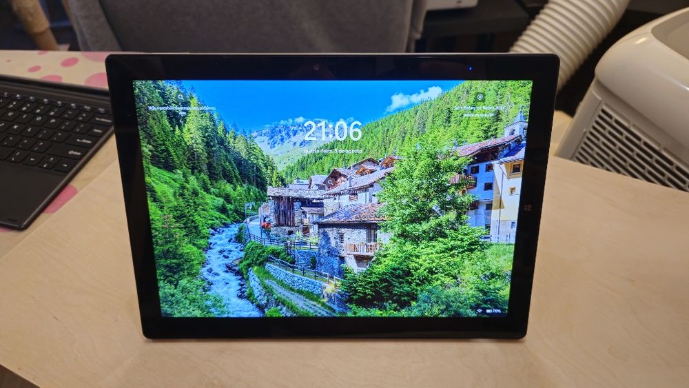Tablet Chuwi UBook X 12" 8GB/256GB + Teclado + Carregador
