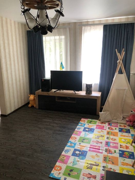 Продам будинок для сім'ї