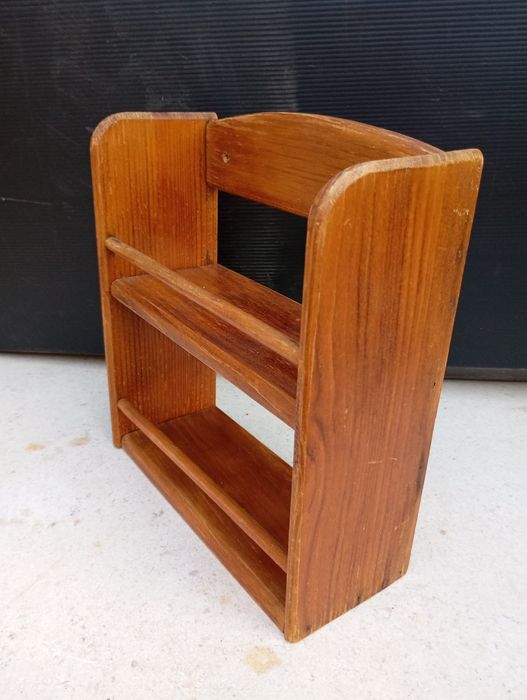 Prateleira para frascos de temperos