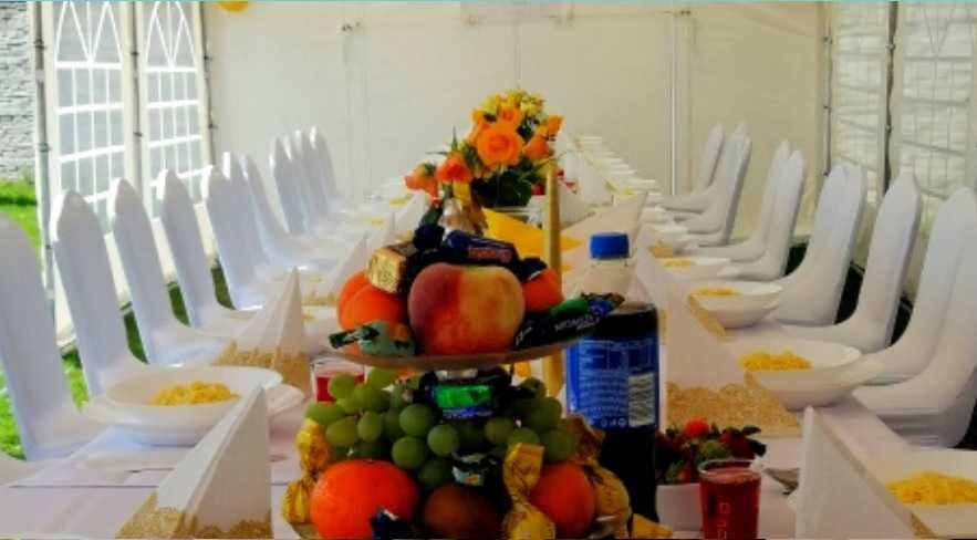 Wynajem, wypożyczanie: namiotów, krzeseł, stołów, pokrowców, obrusów