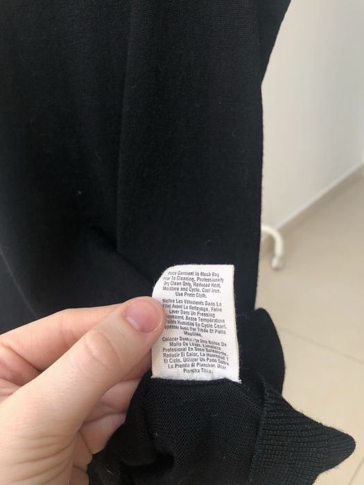 Czarny bezrękawnik, sweter bez rękawów, wełna z merynosa DKNY