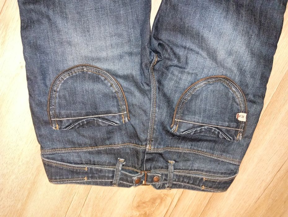 Spodnie nowe za kolano rozm 28