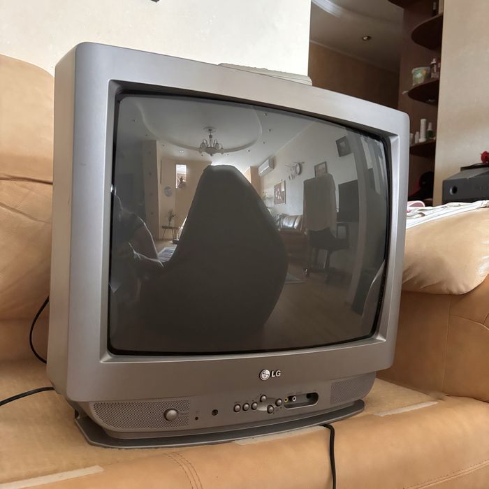 Телевізор LG CE-20F60K