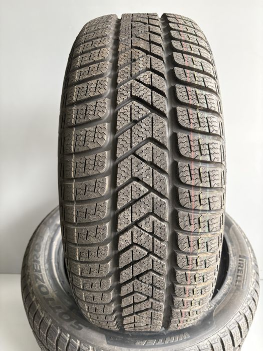Зимові шини Pirelli Sottozero 3 225/50 R17 98H AO резина колеса