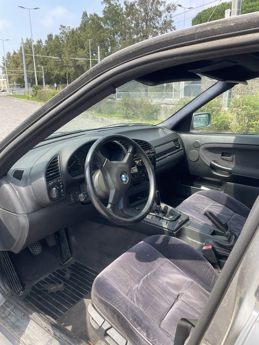 BMW E36 320i Sedan 1991