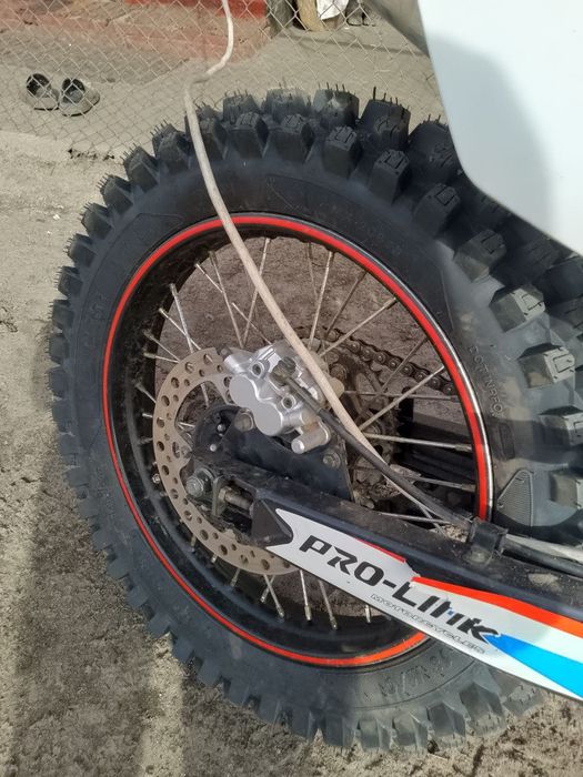 Продам мотоцикл хорнет Дакар 250