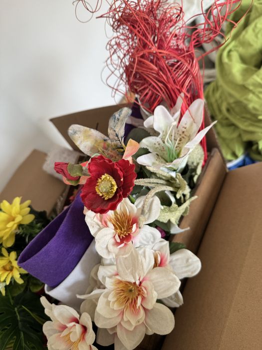 Fake flowers/ flores tecido