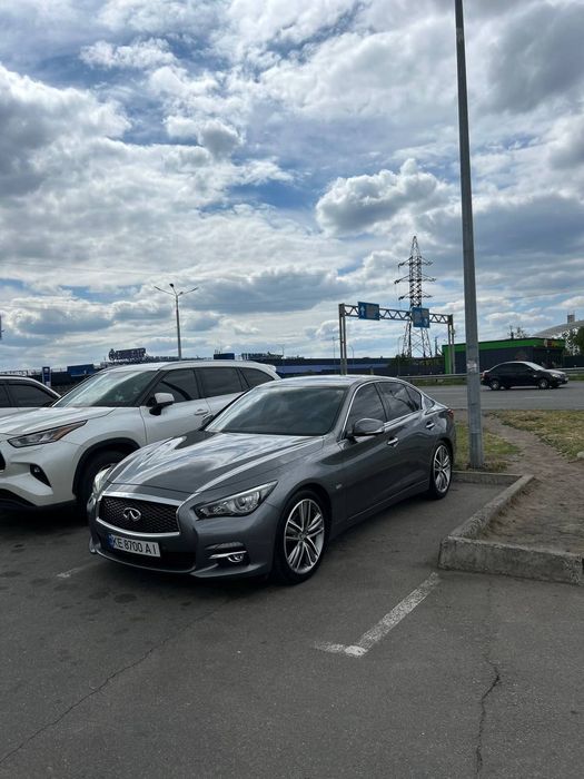 Продам инфинити Q50 2014г