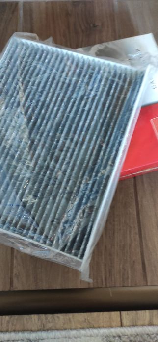 Filtr kabinowy węglowy