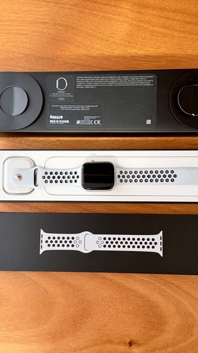 Apple Watch Series 7 Nike - 45 mm