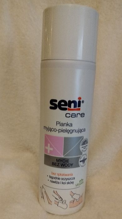 Pianka myjąco pielęgnująca Seni Care 1szt