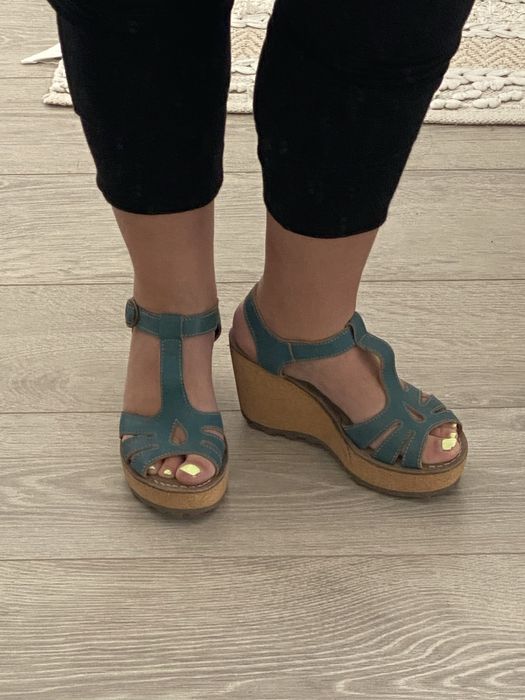 Sandálias Azuis da Fly London