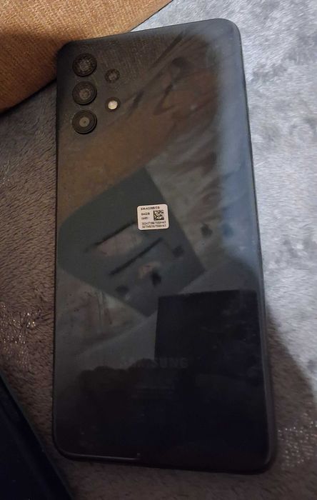 Smartfon Samsung Galaxy A32 5G A326 64GB plus etui stan perfekcyjny