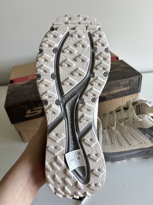 Sapatilhas sketchers novas