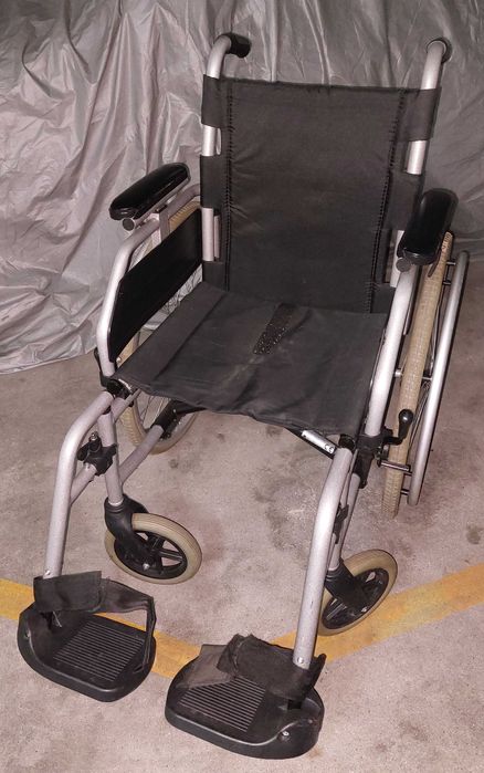 Cadeira de rodas - manual