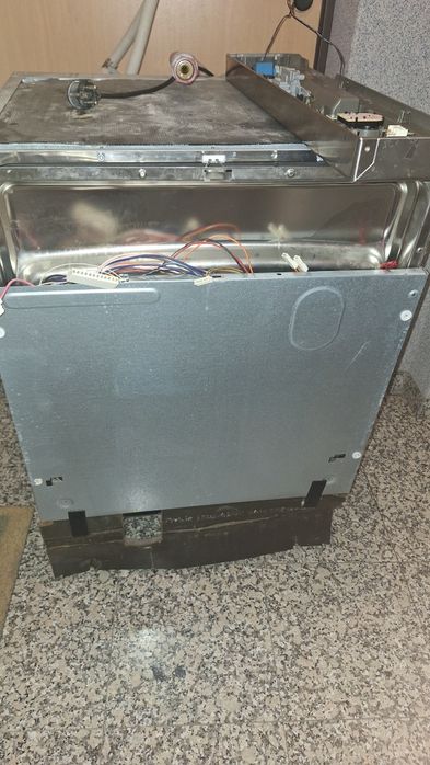 Máquina lavar loiça Ariston, para peças