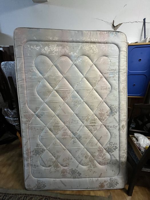 Colchão de casal 183x123