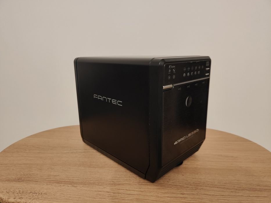 Obudowa Na 4 DYSKI HDD 3.5" FANTEC QB-35US3R z raid