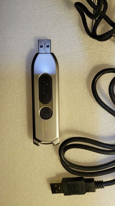 Флешка McAfee Encrypted USB-NBIO-2GBF Zero FtPrint NBIO USB FIPS 2GB