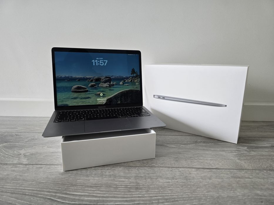 Macbook air 13" modelo A2337