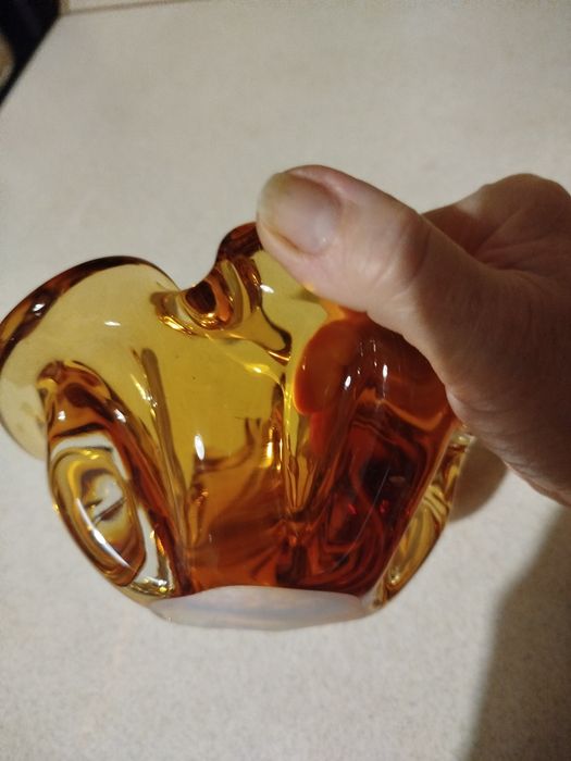 Попільниця скляна