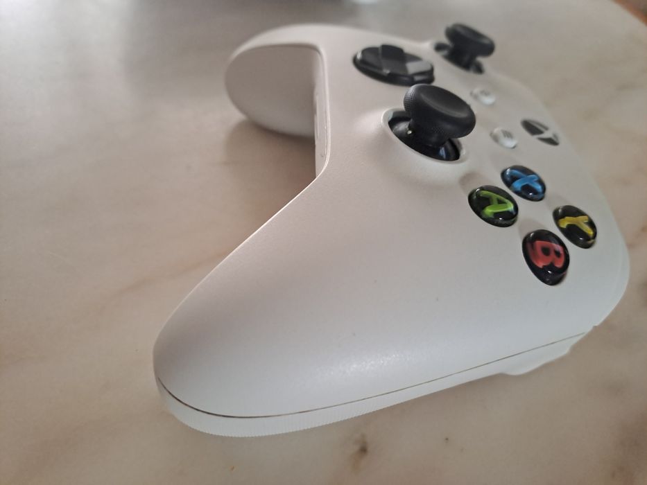 Comando Xbox Series S – Como Novo!