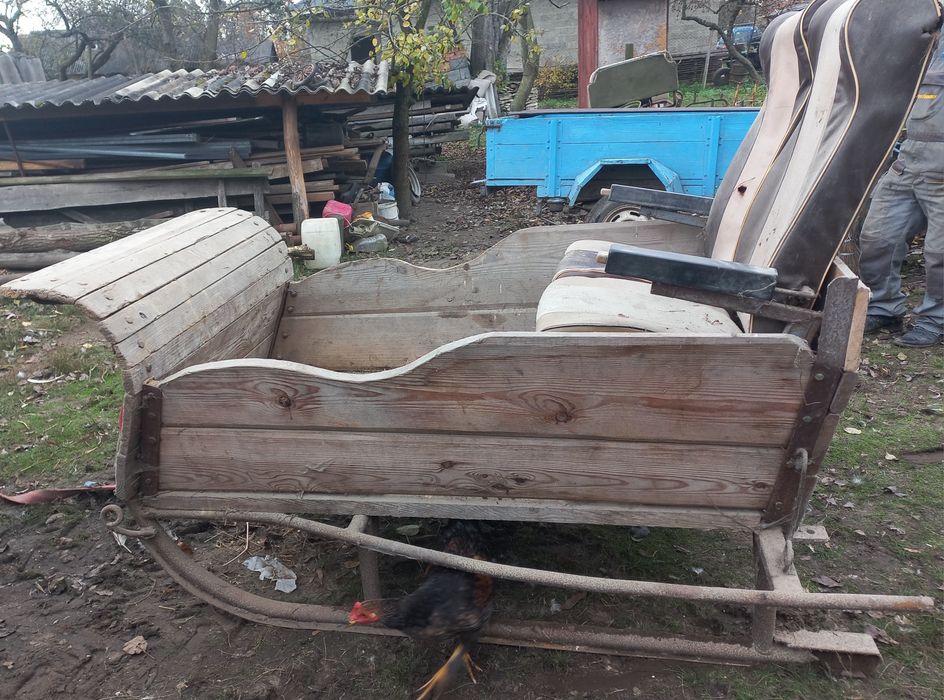 Сани кінні,бричка