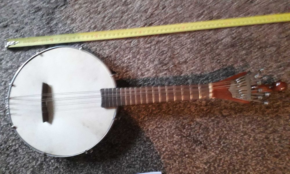 Banjolim da 1ª metade do séc XX, restaurado para tocar, em Coimbra, na Olimpio Medina