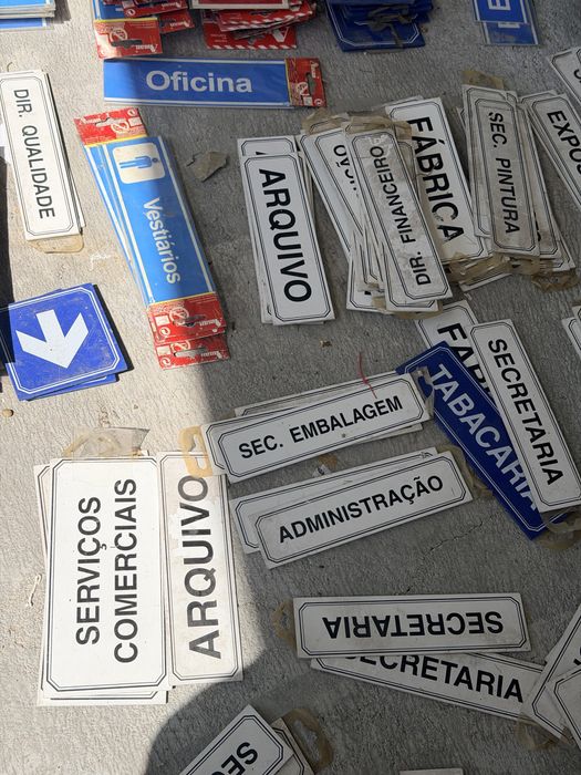 Placas de Sinalização Novas – Diversos Modelos V