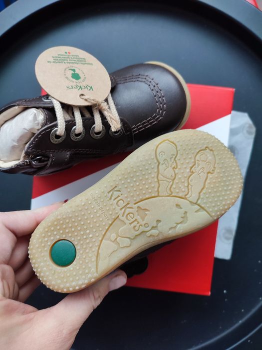 Взуття дитяче Kickers, розмір 22. Нові.